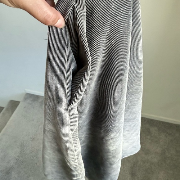 NWOT BICKYARD BUFFALO GREY CORDUROY DRESS WITH POCKETS - Picture 3 of 3